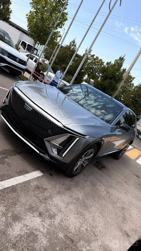 Cadillac Lyriq sotiladi 2 Cadillac Lyriq sotiladi 2