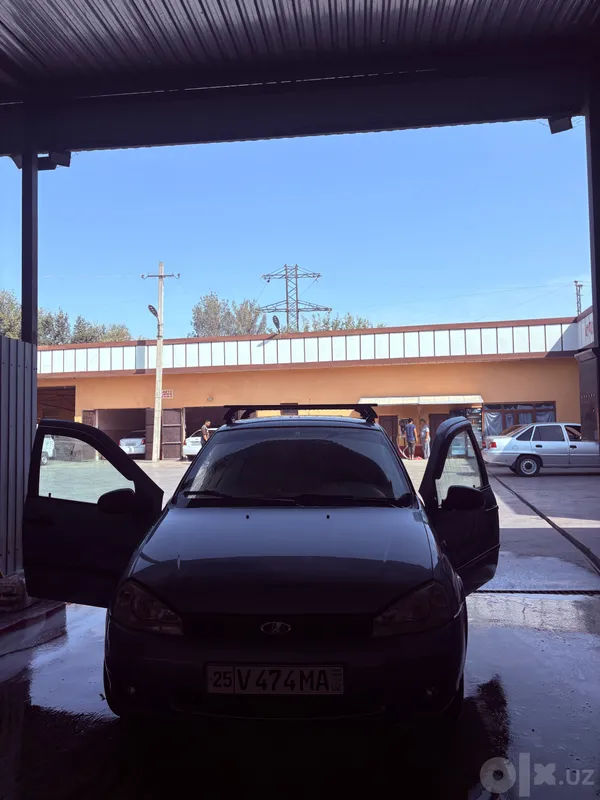 Продаётся Lada Kalina чёрного цвета 2 Продаётся Lada Kalina чёрного цвета 2