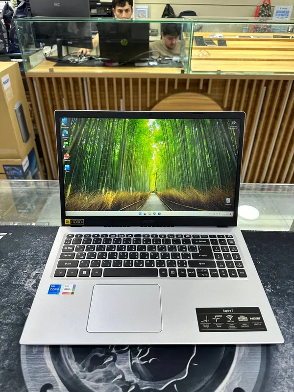 Acer Aspire 3  Core i5-1135G7
