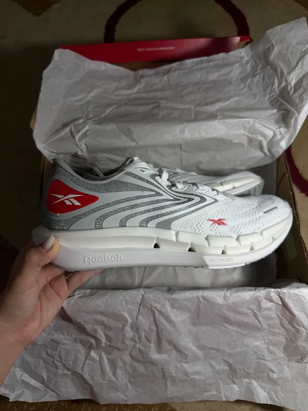 Erkaklar uchun Reebok FloatZig Tread krossovkalari 2 Erkaklar uchun Reebok FloatZig Tread krossovkalari 2