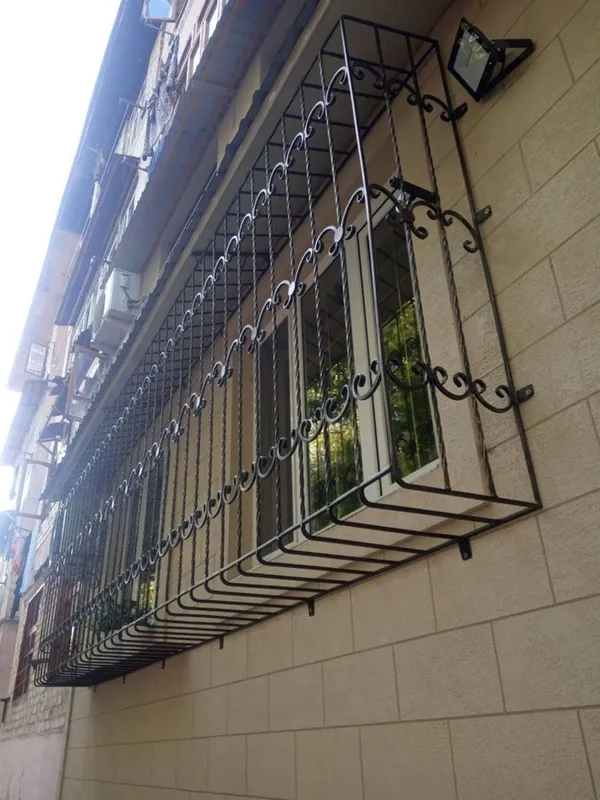 Balkon va derazalar uchun panjara 3 Balkon va derazalar uchun panjara 3