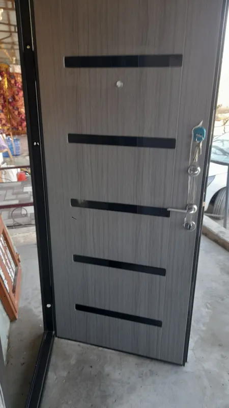 Продаётся дверь новый — фото 1