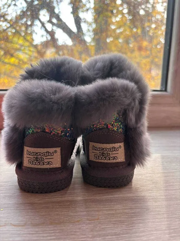Детские сапожки adidas. Очень теплые. Размер 23. Цена 150 000 сум. 3 Детские сапожки adidas. Очень теплые. Размер 23. Цена 150 000 сум. 3