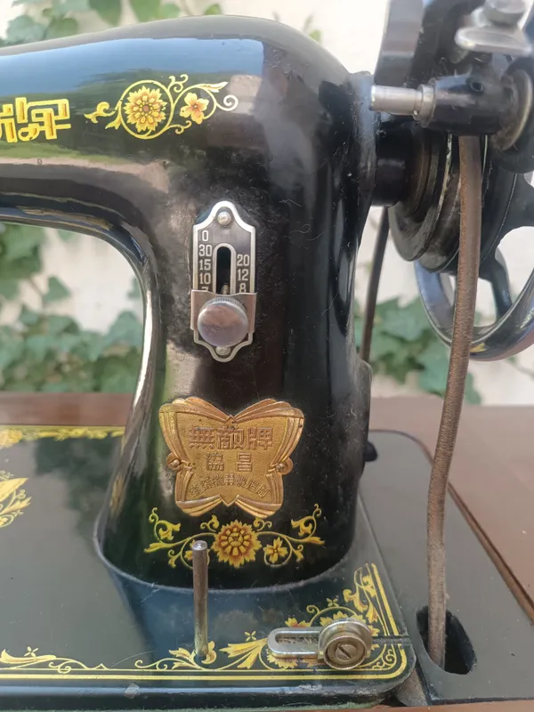 продам швейная машинка бу 1