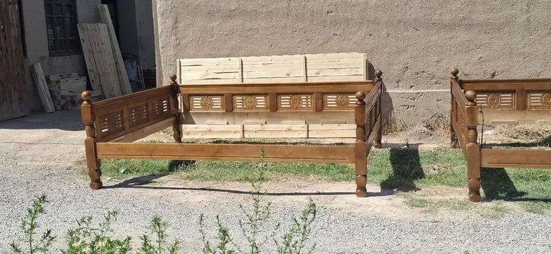 temir va yogoch tapchan, so'rilar 2 temir va yogoch tapchan, so'rilar 2