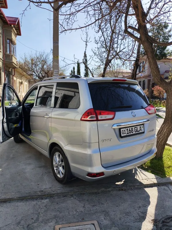 Янги Дамас 2 диб реклама килинган Dongfeng Glorya 330s миневен 7 оринл — фото 1
