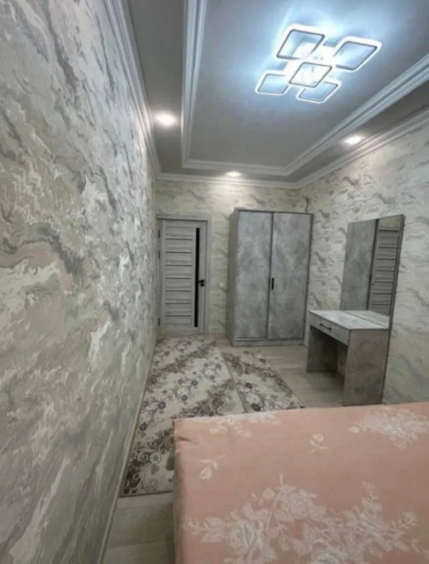 аренда чиланзар 9.  трёх комнатная.  балкон 1,5*3 4