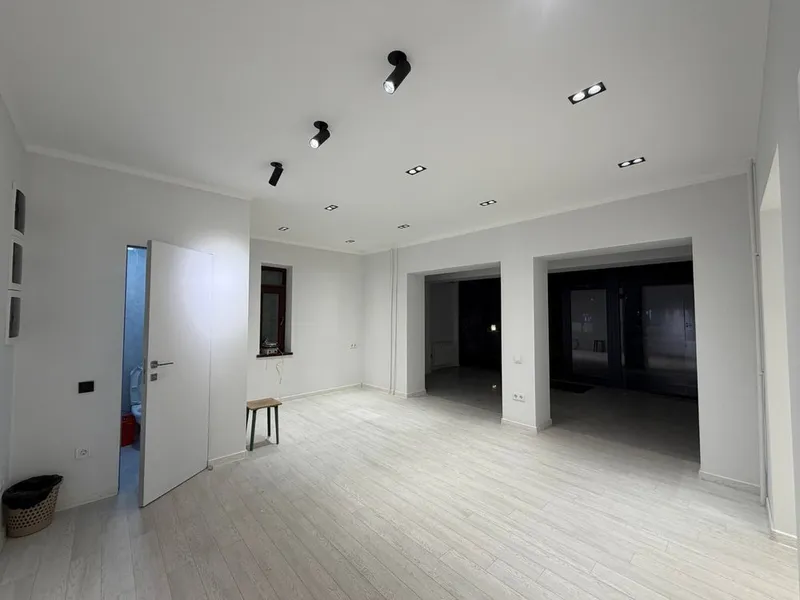 Аренда Магазин Бутик Showroom Центр Ташкента Лабзак ул Нурафшон — фото 5