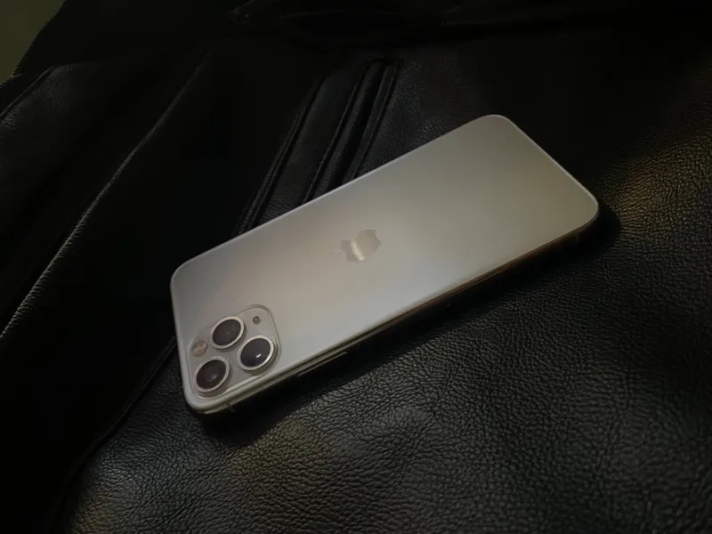 iPhone 11pro 64gb 73% 4