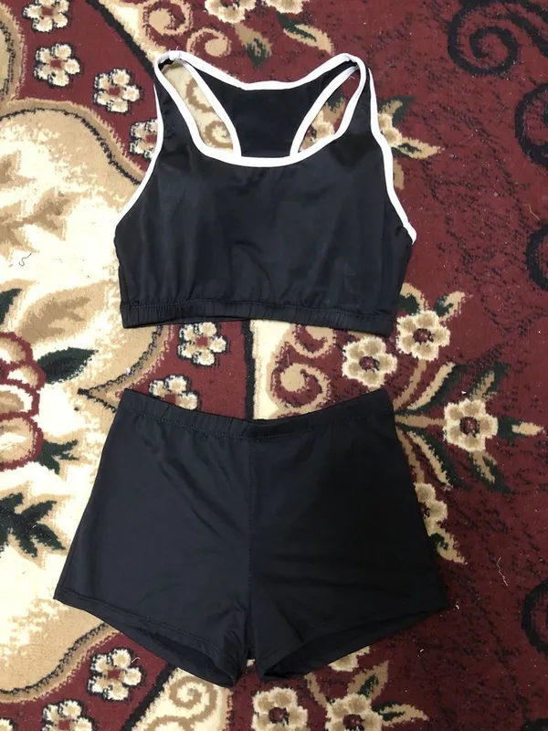 Sport kiyimi qomatni idiyal qiladi rezinkali choziluchan 2 Sport kiyimi qomatni idiyal qiladi rezinkali choziluchan 2