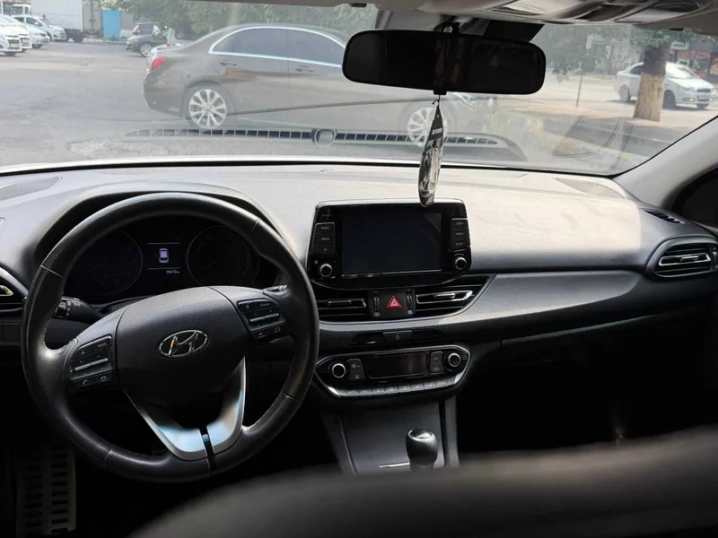 Продастся Hyundai i30 Premium UZ — фото 4