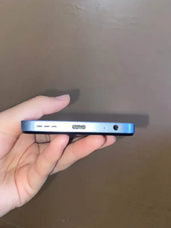 Infinix Hot 30i — фото 7
