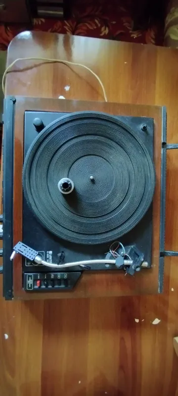 VEGA-108 Stereo 4 VEGA-108 Stereo 4