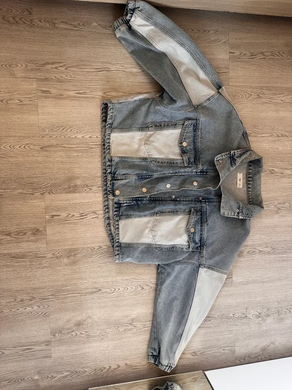 Джинсовая  куртка от  Mango   модель Oversize