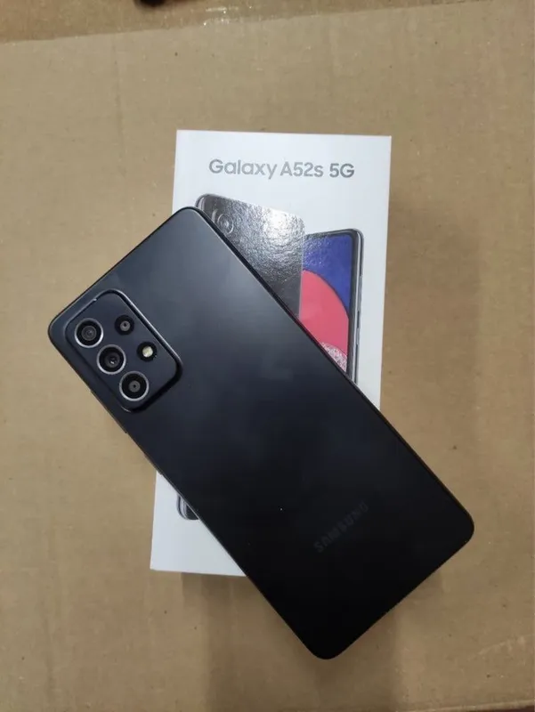 Samsung Galaxy A52 5G в хорошем состояни с коробкой
