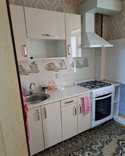 90 m², 3 xonali kvartira ijarasi · ID 43374 6 90 m², 3 xonali kvartira ijarasi · ID 43374 6