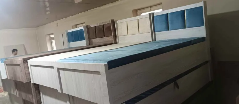 Divan krovat Divan kravatlarimiz bor har xil rangdagisi Razmeri 2 — фото 4