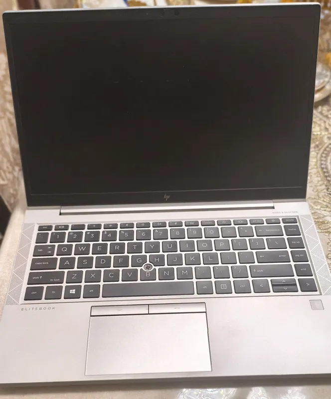 HP Elitebook 845 G8 1 HP Elitebook 845 G8 1