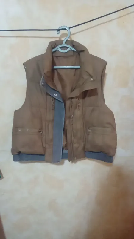 kiyimlar sotiladi 4 kiyimlar sotiladi 4