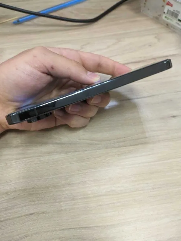 Google Pixel 9 Pro 256GB Obsidian (Батарея 100%, 9 циклов) — фото 4