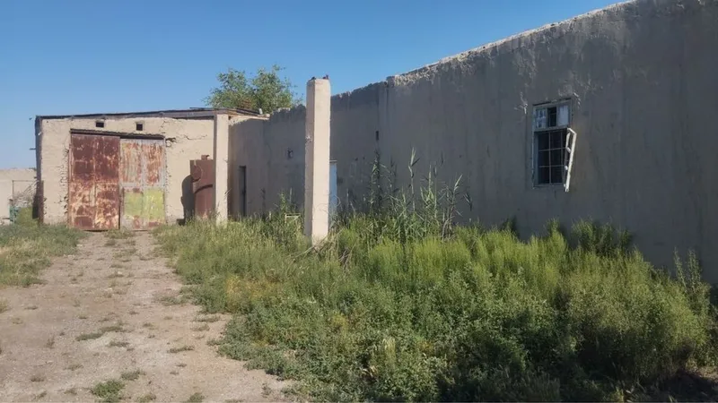Biznes uchun Noturar Yer Bino Dacha Sotiladi — фото 3