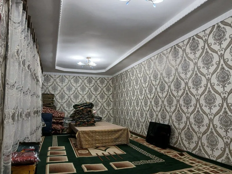 Uyda svet gaz bor pishigʻ gʻisht plitadan qurilgan — фото 6