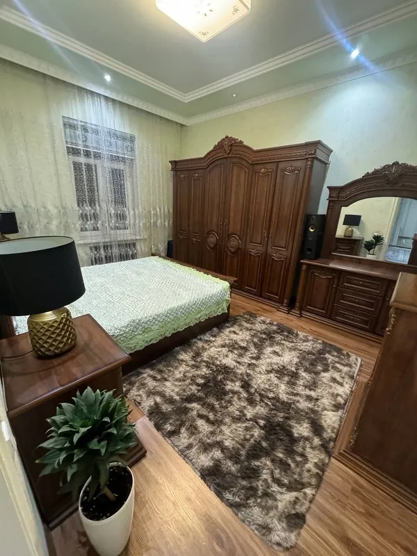 продается 4 комнатная, кирпич Мирзо Улугбекский р. 3 продается 4 комнатная, кирпич Мирзо Улугбекский р. 3