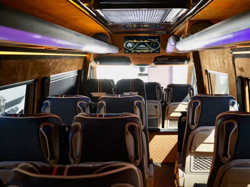 O‘zbekiston bo‘ylab yuqori darajadagi transport xizmati Mercedes Sprin — фото 6