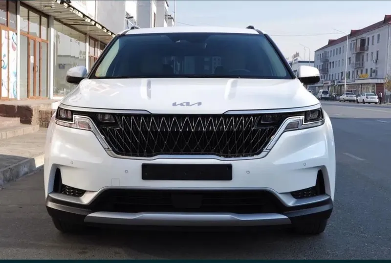 Продается Kia Carnival 2023 — фото 3