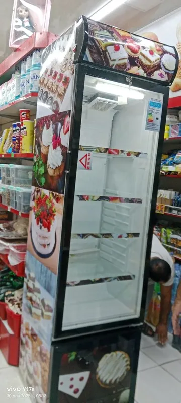 Оптом нархларда Витрина холодильниклар бор Бухоро буйлаб 2
