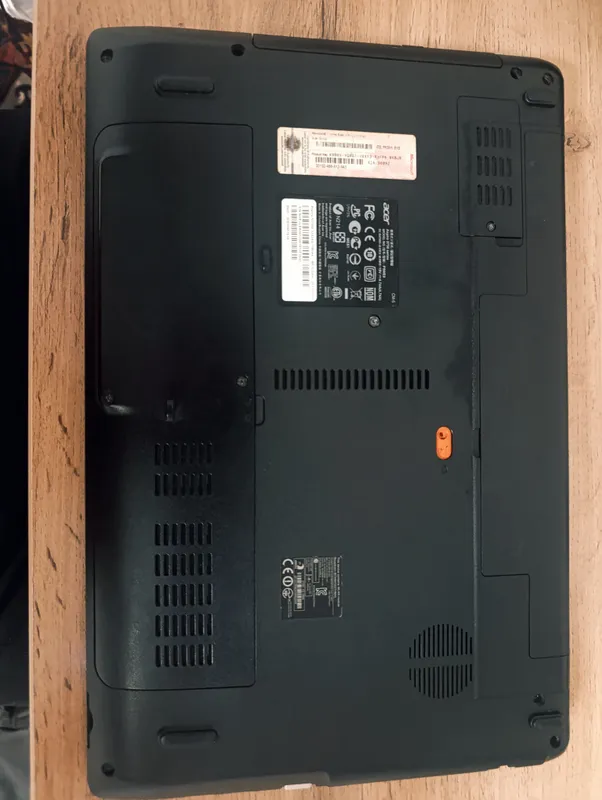 noutbuk Acer orginal sumkasi bilan 8