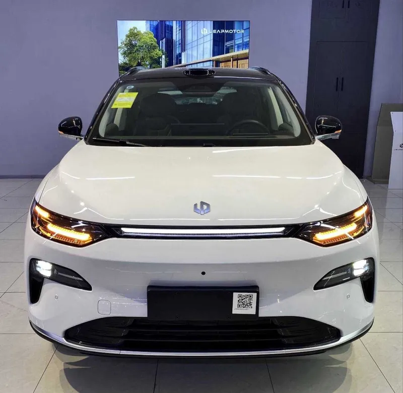 Leapmotor C11 Electr va Hybrid Barcha Pozitsia
