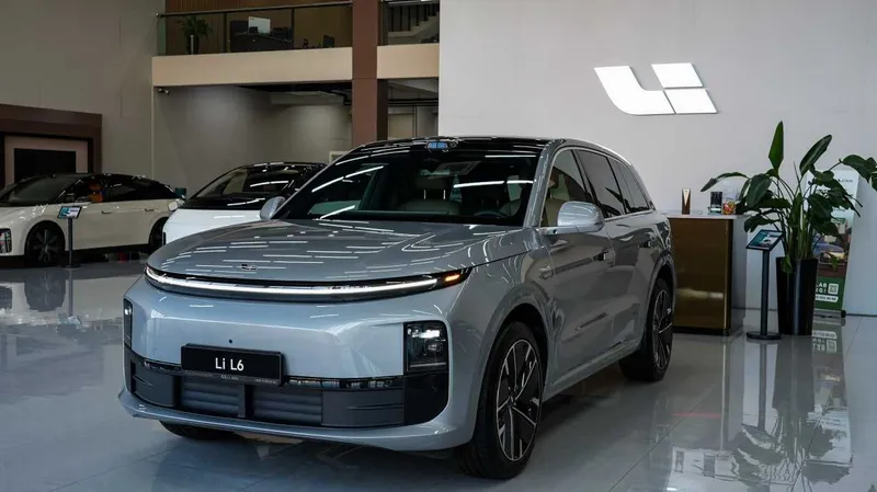 Lixiang L6 MAX позиция все цвет в наличии есть СКИДКА