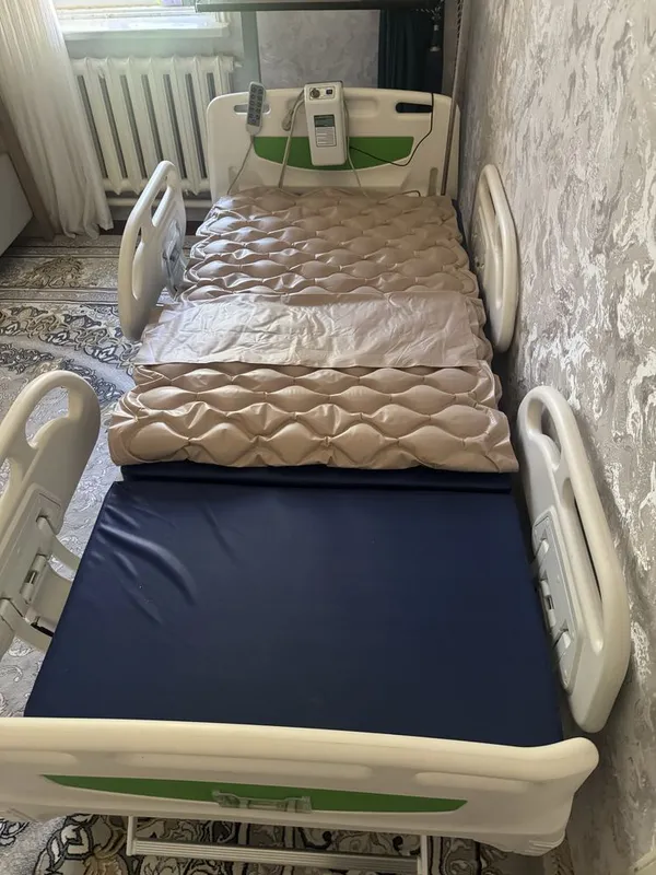Кровать для лежачих больных,мало бу 2