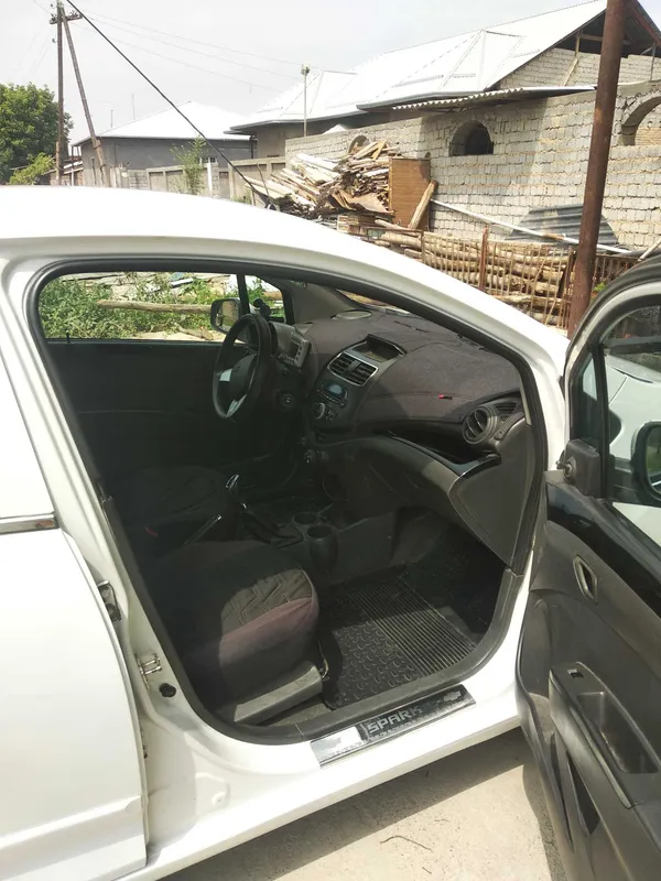 Chevrolet Spark 2010 2