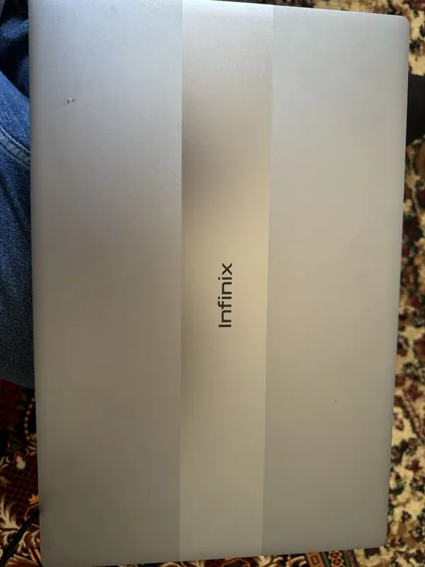 Nootebook infinix Y3plus 2025 — фото 1