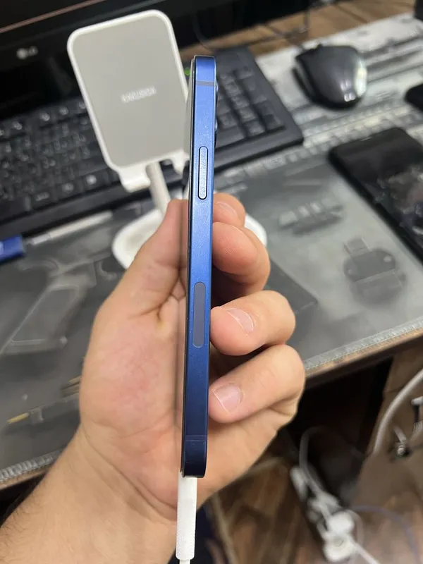 Iphone 12 64 gb edialni ochilmagan karobka yoq pas kopya berladi — фото 1