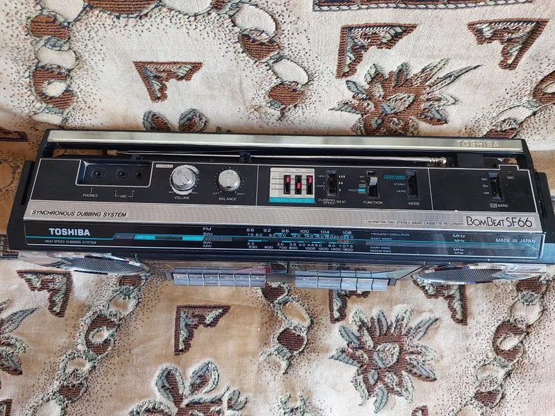 Магнитофон TOSHIBA модель RT - SF 66 2 Магнитофон TOSHIBA модель RT - SF 66 2
