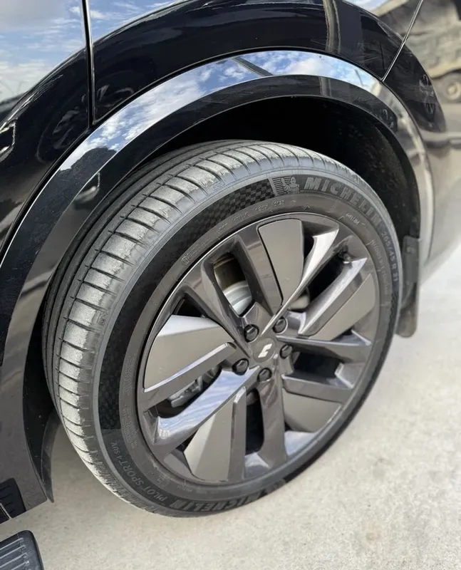 Lixang l9 max 2024 yil 8 Lixang l9 max 2024 yil 8