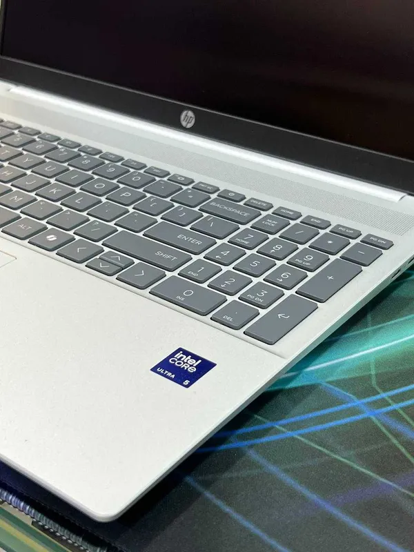 HP OMNIBOOK 5 LAPTOP intel Ultra 5 225U/16/1000/Display 16' FHD Touch — фото 1