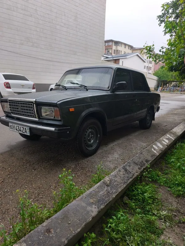 Продам ваз 2107 в отличном состояним
