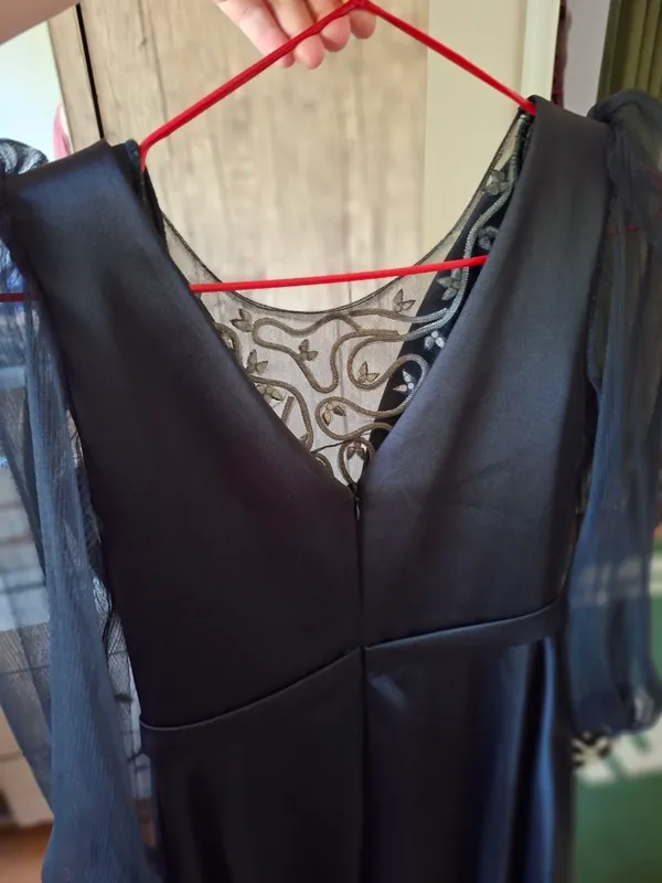 Женское платье, одевалось 1 раз, оригинальная цена 200$ 2