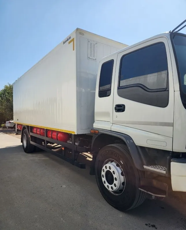 Isuzu, 10 тонн 5 Isuzu, 10 тонн 5