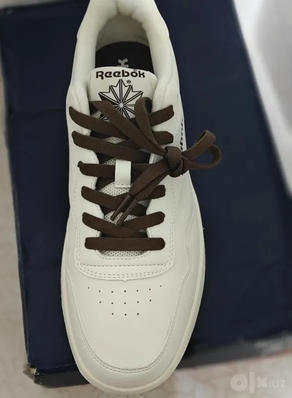 Reebok Court in white 3 Reebok Court in white 3