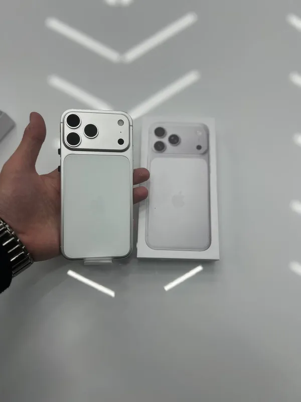 iphone 17 pro max luks copy