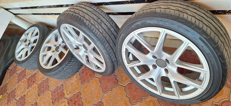 Диска балон 205/45/R17 2 Диска балон 205/45/R17 2