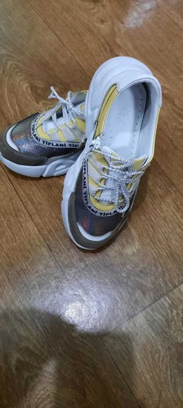 Кожаные кроссовки на весну-осень на девочку — фото 3