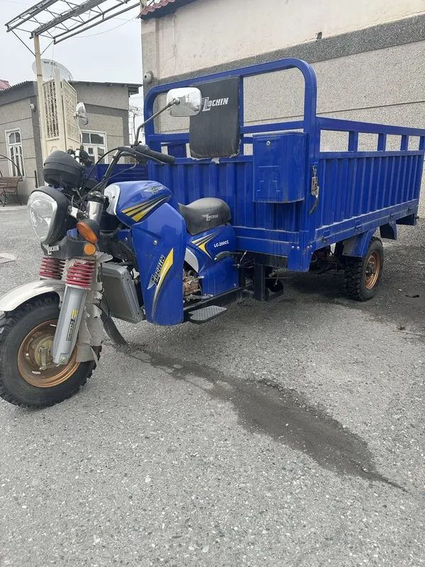 Lochin motoroller 1
