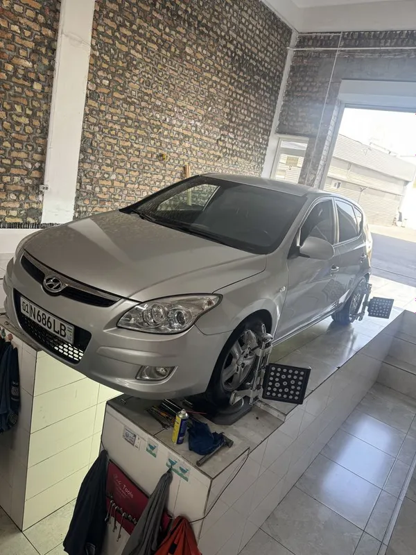 hyundai i30 2009- yil. avtomat karobka ideal xolatda — фото 3
