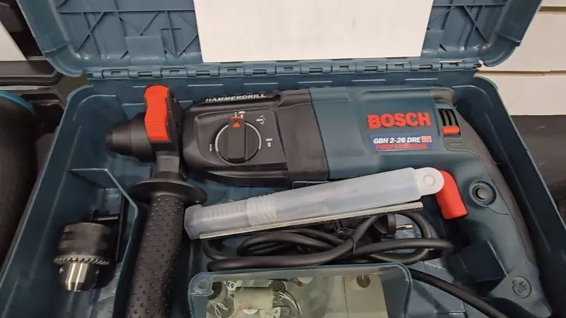 2-26 Perforator Makita,Bosch yangi. Перфоратор 2-26 Бош Макита новый